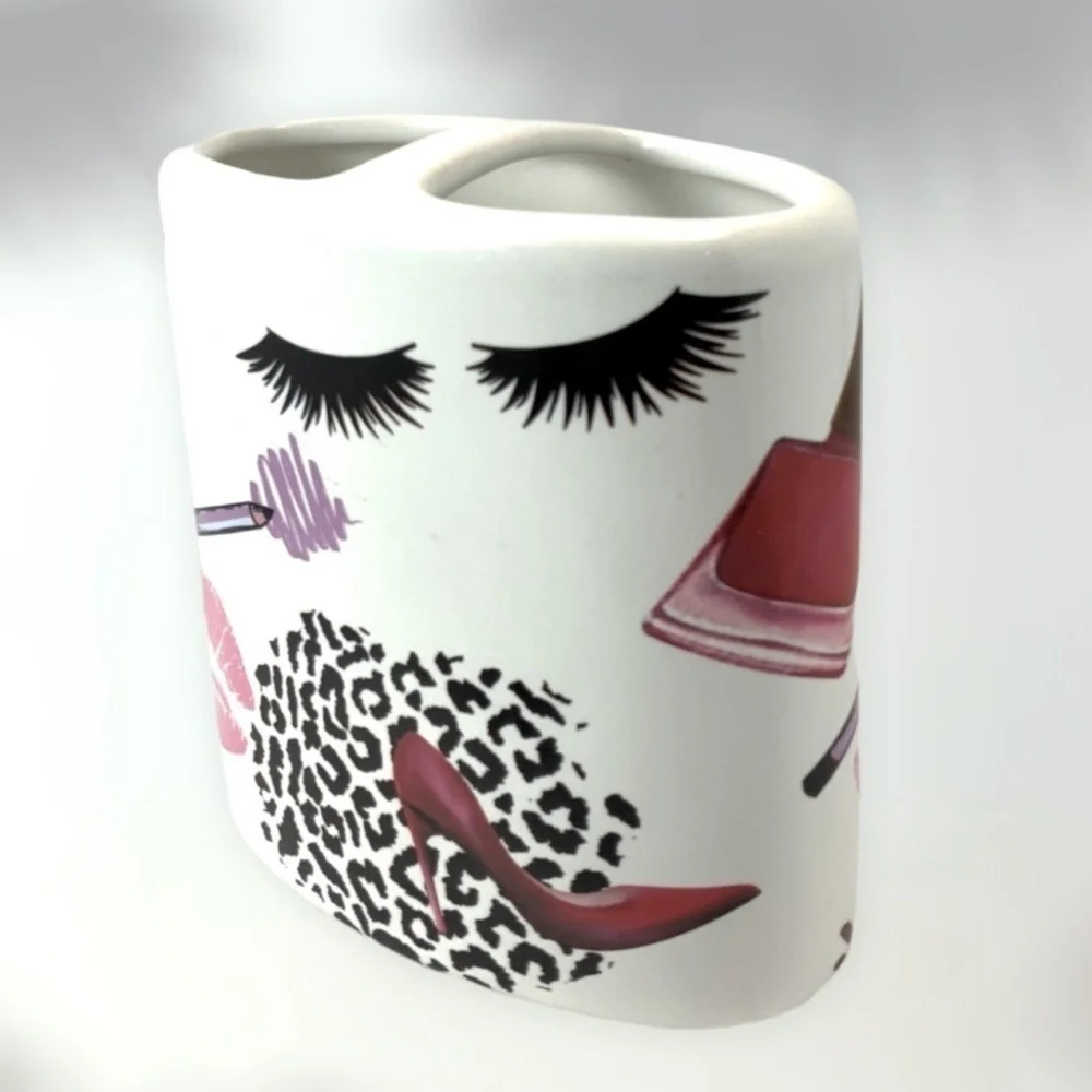 Fashion Girl Boss Toothbrush Holder Ceramic Bath Accessory Makeup Animal Print